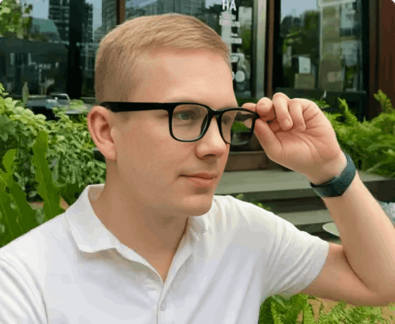 NeuroView AI Glasses customer~Robert S. – California, USA