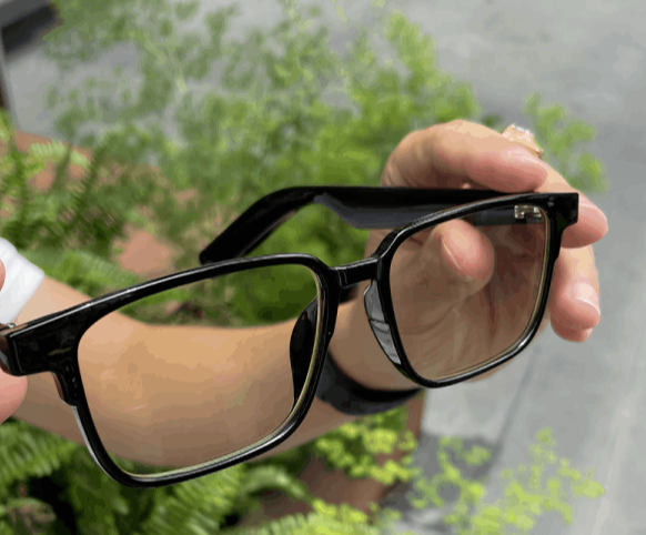 NeuroView AI Glasses customer~Jack F. – New York, USA